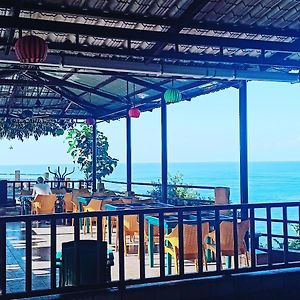 Hill Rock Goa Coconut Inn Arombol